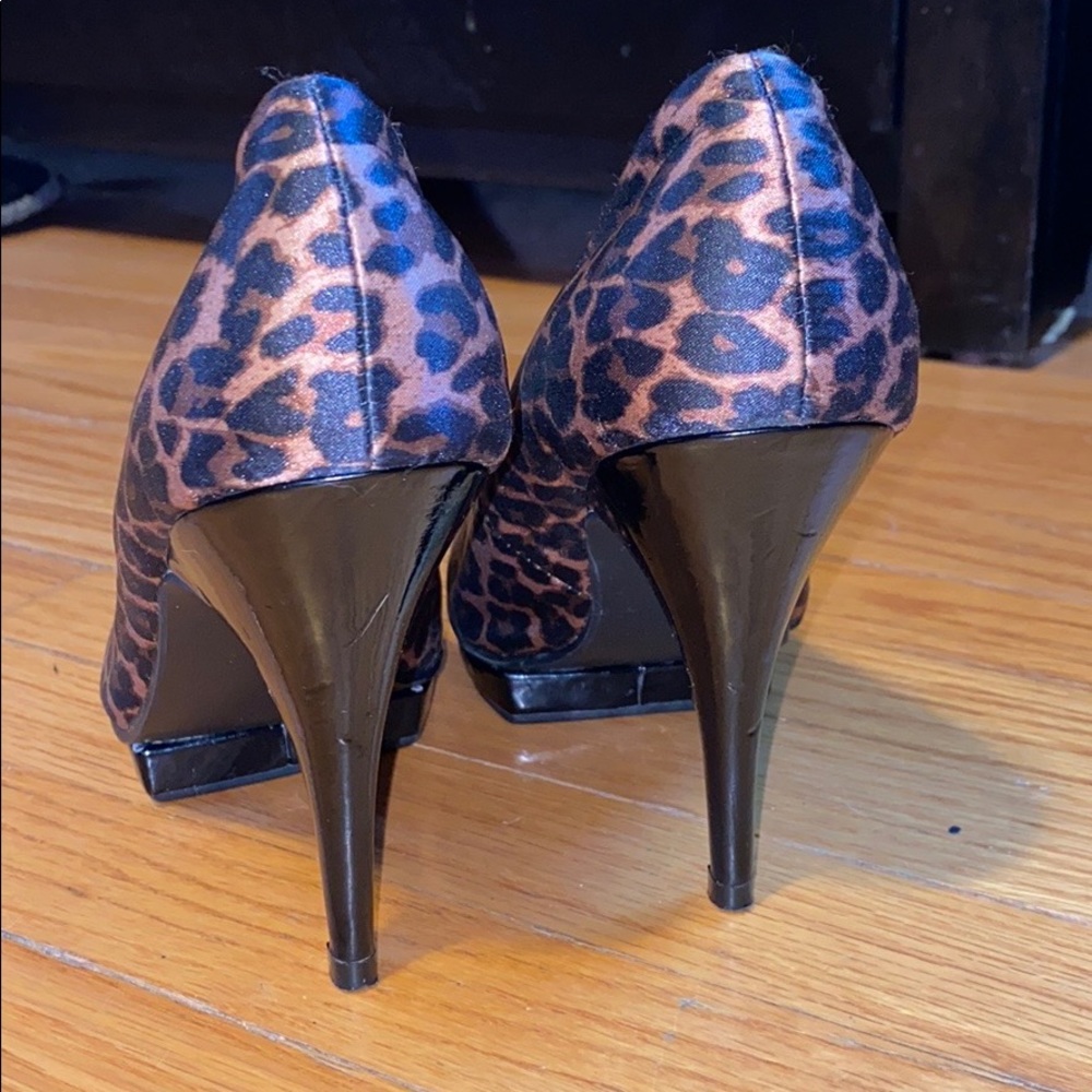 Leopard Print Heels - Picture 4 of 6